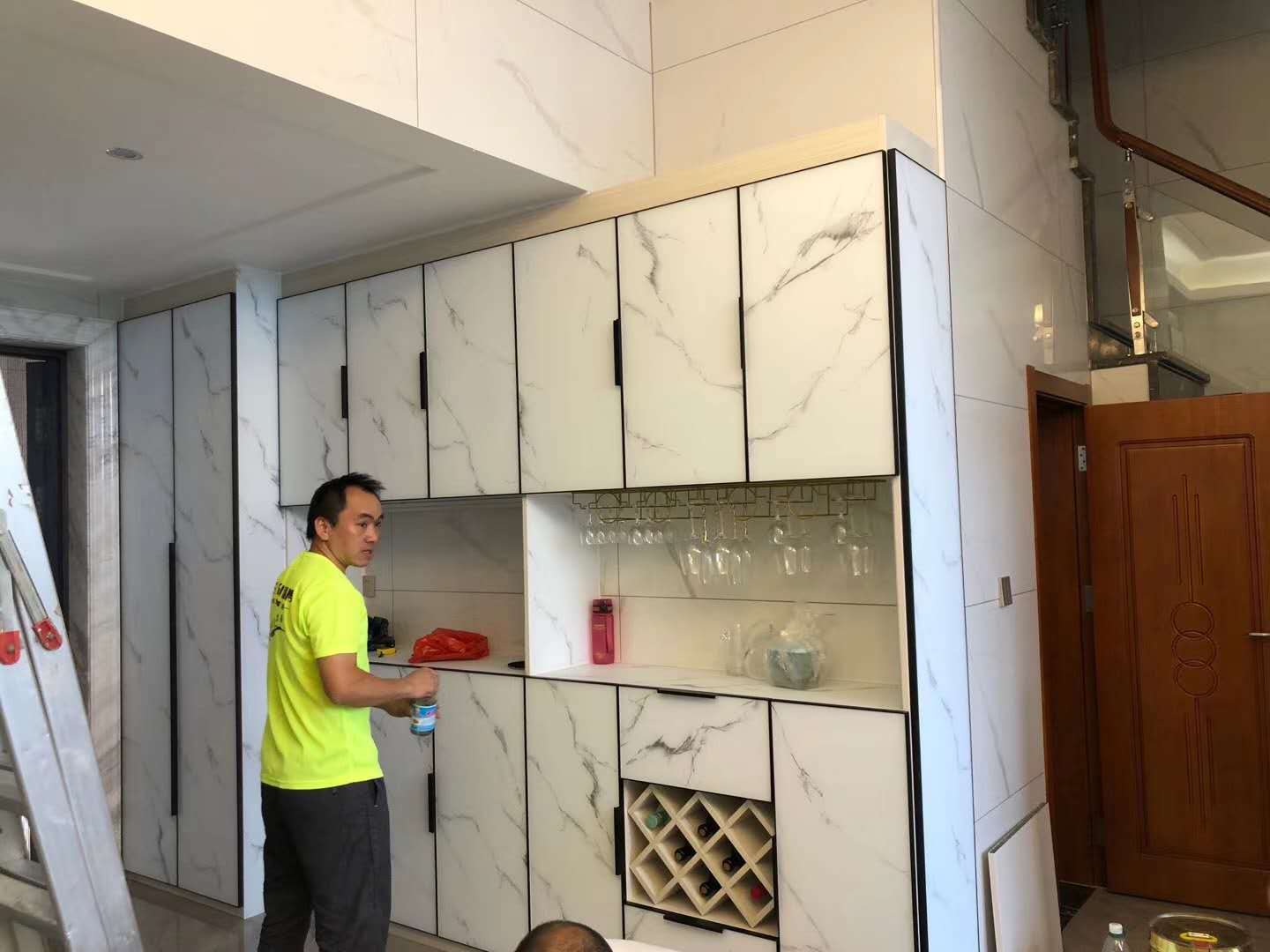 定制全鋁餐邊柜的色彩搭配，建議收藏！